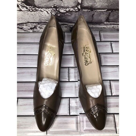 Salvatore Ferragamo Brown Leather Almond Toe Pump Heels Women Sz 8AAA US/38.5 - Picture 3 of 16